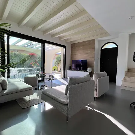 بيت للعطل Casa Sulle Colline Di Pool, Garden And Barbecue Barcuzzi